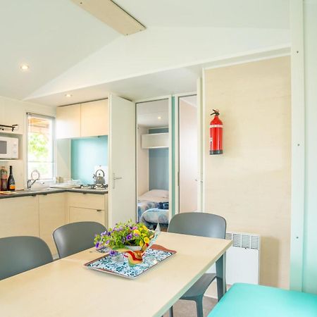 Happy Camp Mobile Homes In Butterfly Camping Village ペスキエーラ・デル・ガルダ エクステリア 写真