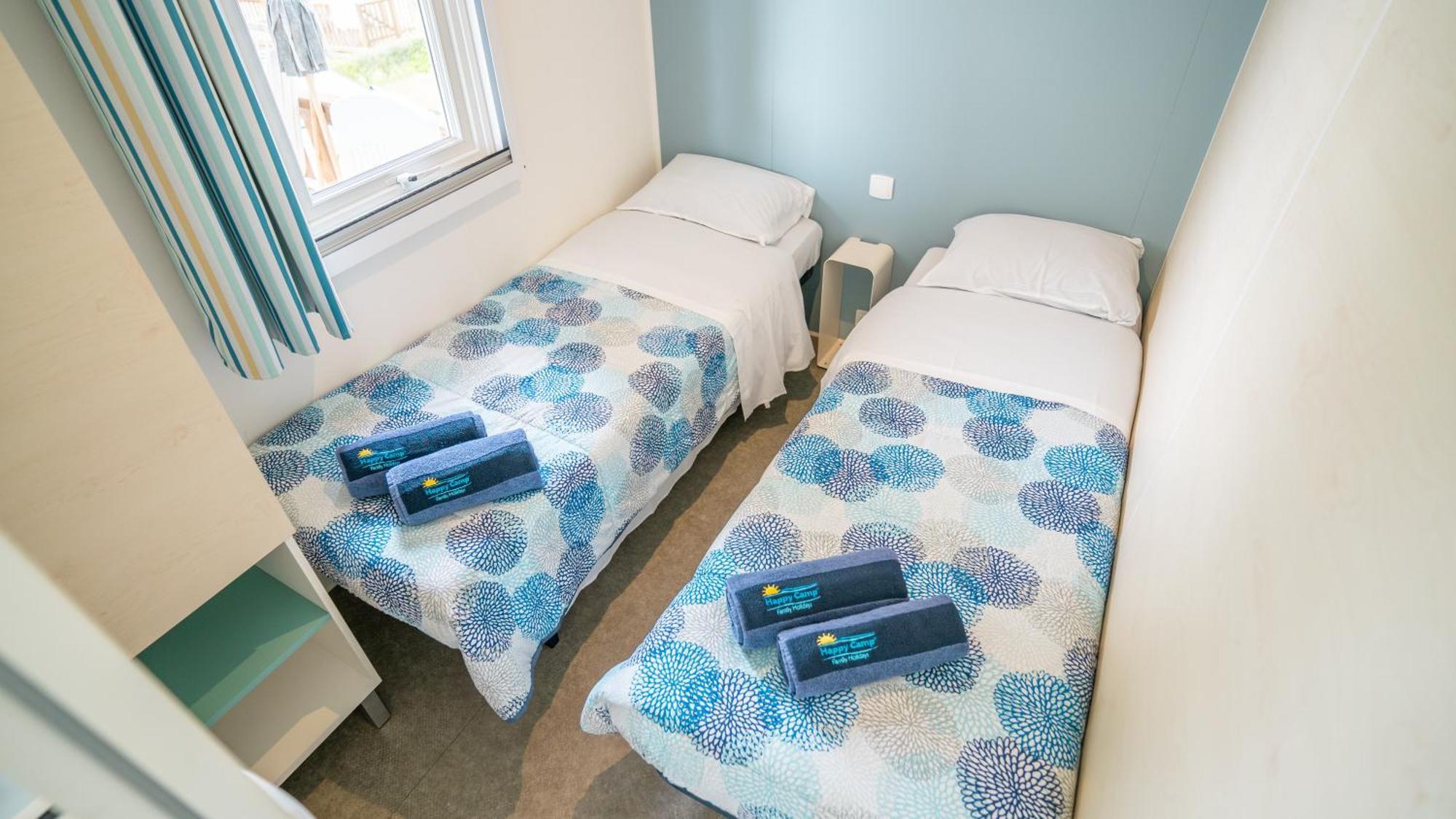 Happy Camp Mobile Homes In Butterfly Camping Village ペスキエーラ・デル・ガルダ エクステリア 写真