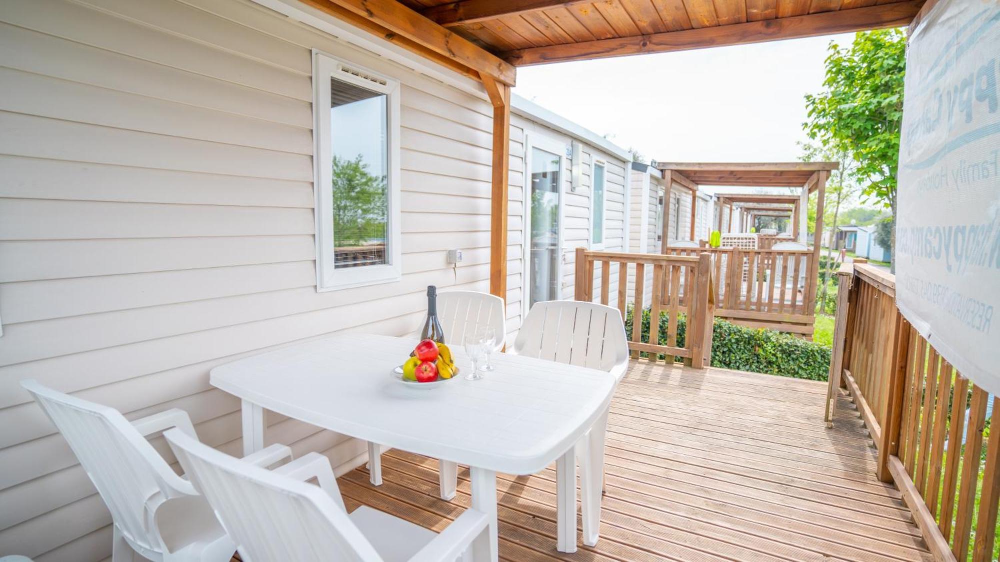 Happy Camp Mobile Homes In Butterfly Camping Village ペスキエーラ・デル・ガルダ エクステリア 写真